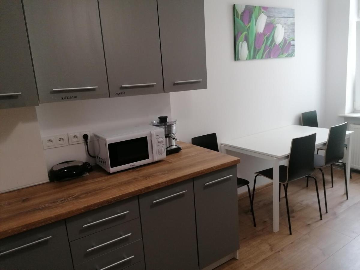Hostel Tulip - Pokoj 7 Ze Wspolna Lazienka I Kuchnia Stettin Exterior foto