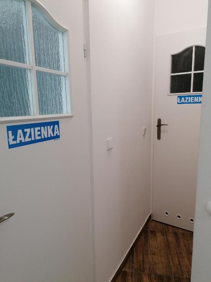 Hostel Tulip - Pokoj 7 Ze Wspolna Lazienka I Kuchnia Stettin Exterior foto